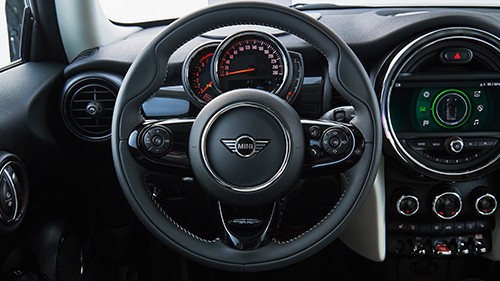 MINI KING’S ROAD EDITION - interior
